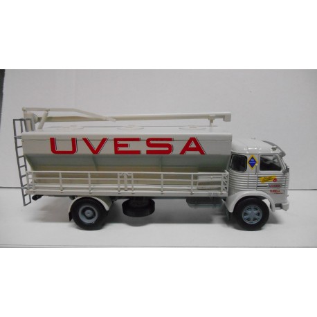 CAE 00 PEGASO 1065 L 1977 UVESA REGALO/GIFT 1:43 SALVAT IXO