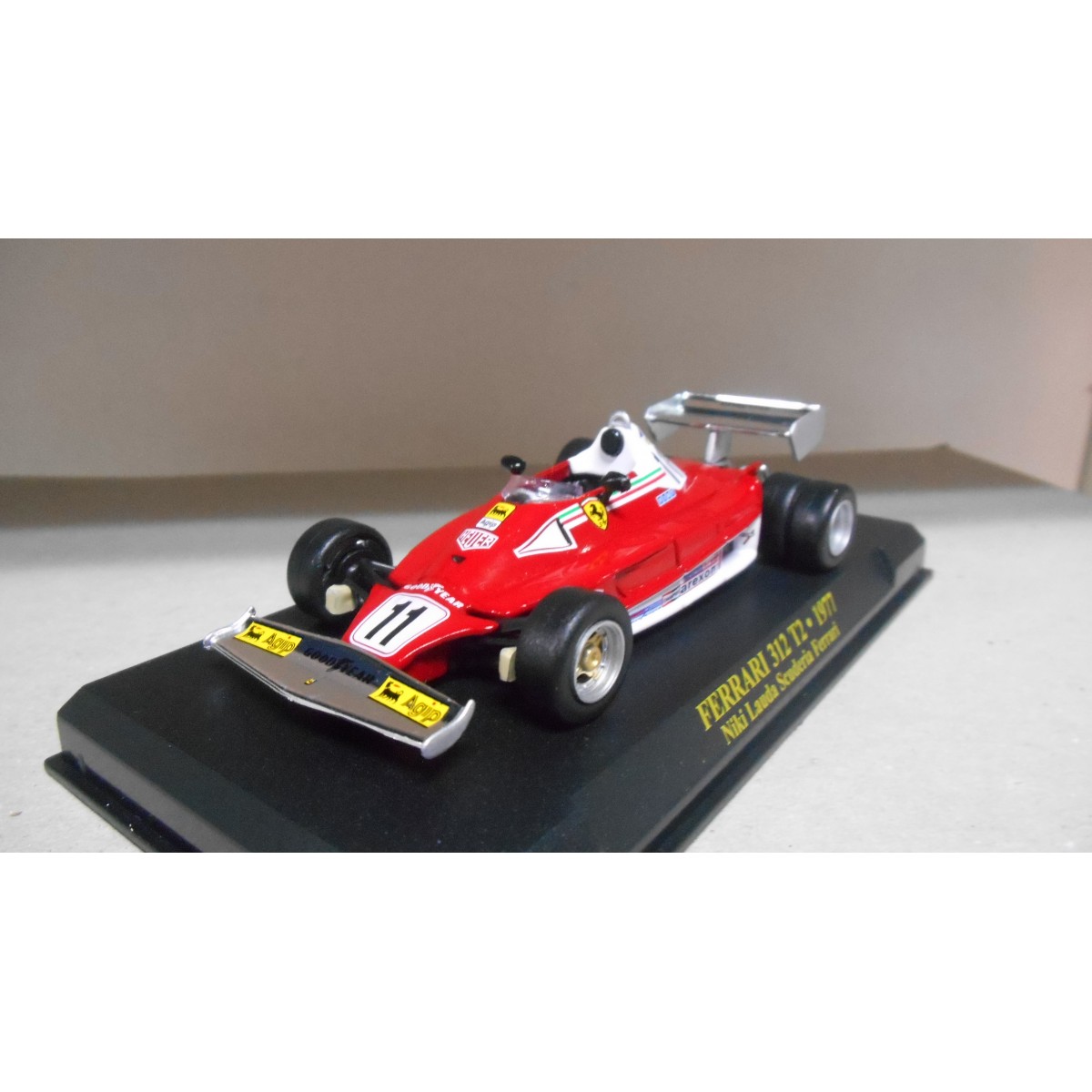 F1 FERRARI 312 T2 #1 Niki Lauda 1976 - Fujimi Spark 1/43 (FJM1343010) SIGNED EUR 169,80 - FR