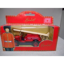 LEICESTER LE3 2WZ HAMLEY´S FIRE/POMPIERS/BOMBEROS 1:76 apx/7 cm LLEDO