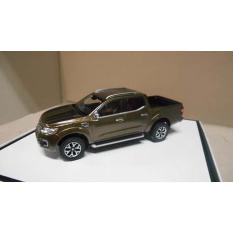 RENAULT ALASKAN BRUN 1:43 DEALER NOREV URNA RAJADA/V FOTO