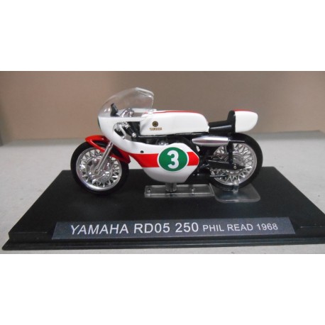 YAMAHA RD05 250 PHIL READ 1968 MOTO/BIKE 1:24 ALTAYA IXO