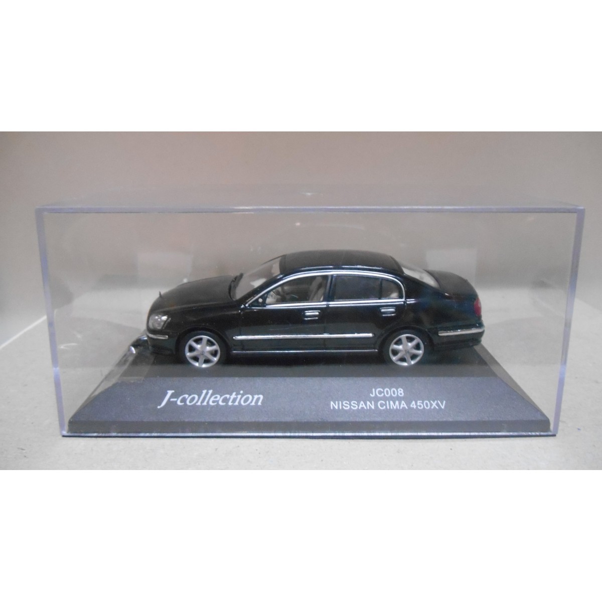 NISSAN CIMA 450 XV BLACK 1:43 J-COLLECTION URNA/RETRO ROTO/V FOTO