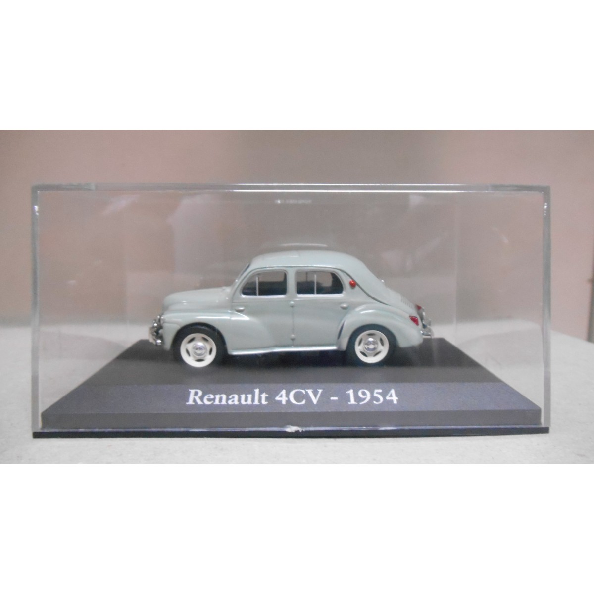 Heller Renault 4CV avec accessoires (56762) au meilleur prix sur