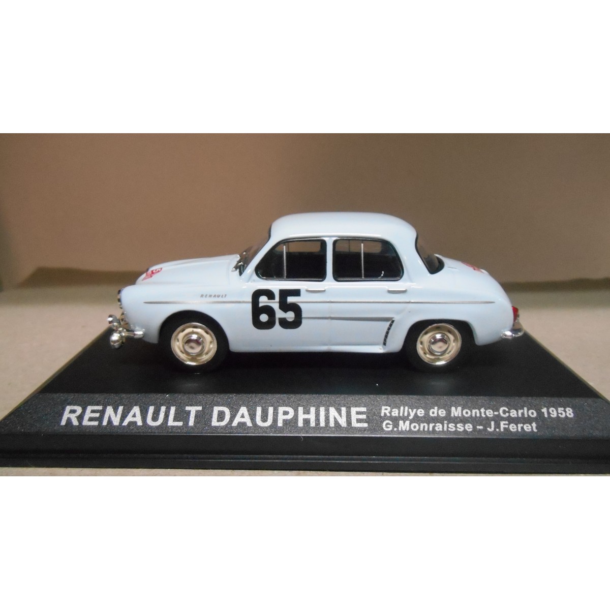 RENAULT DAUPHINE RALLY MONTE CARLO 1958 MONRAISSE 143 ALTAYA IXO BCN
