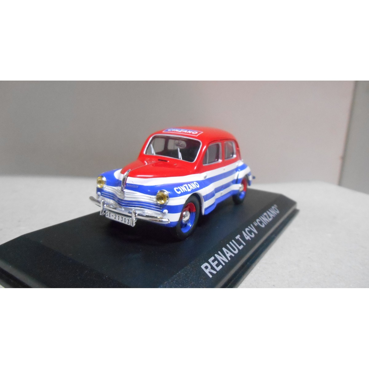 Ixo 1/43 – Renault 4CV Commerciale Garage Et Service – Miniature – Occasion Boîte