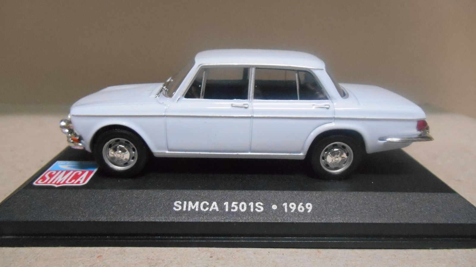 Simca 1501 S break (1969) - Etoile Auto49
