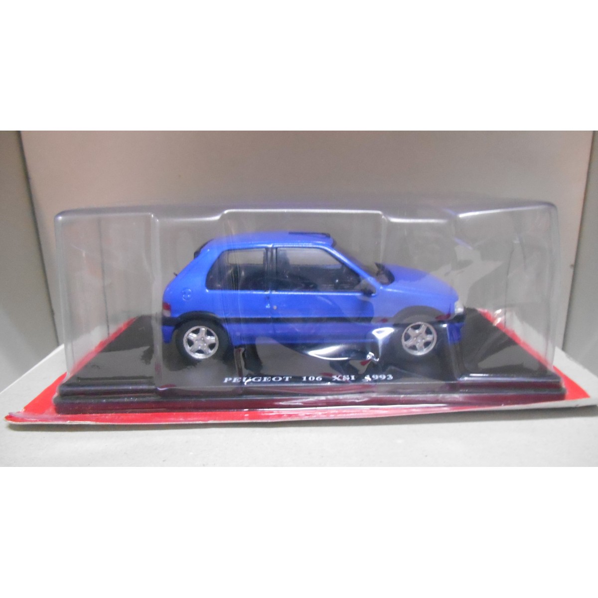 PEUGEOT 106 XSi 1993 1:24 HACHETTE IXO - BCN STOCK CARS