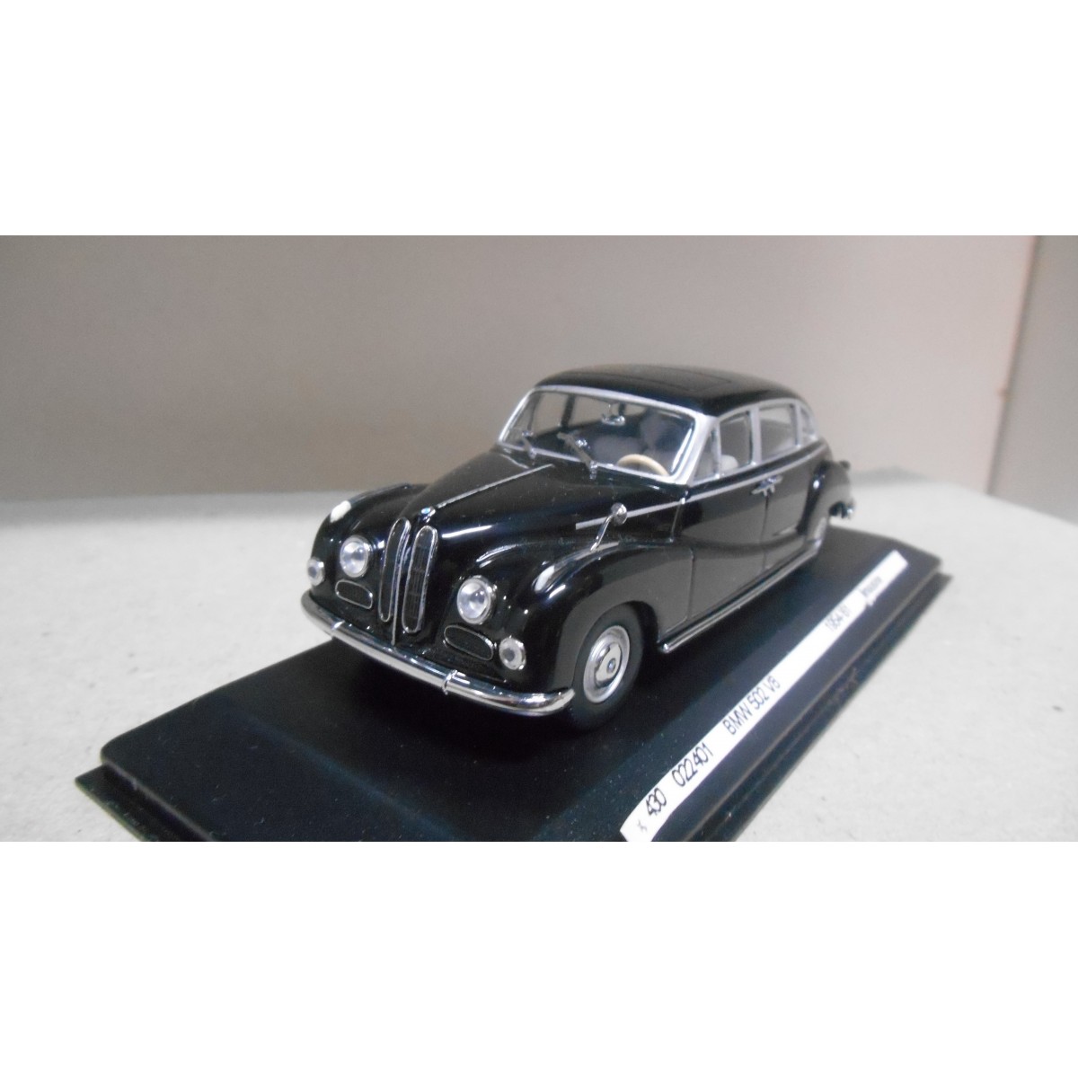 BMW 502 V8 BLACK LIMOUSINE 1954 1:43 MINICHAMPS - BCN STOCK CARS