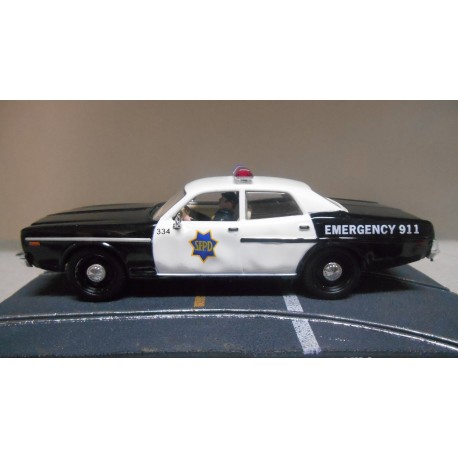 DODGE MONACO POLICE A VIEW TO A KILL 007 JAMES BOND 1:43 EAGLEMOSS IXO