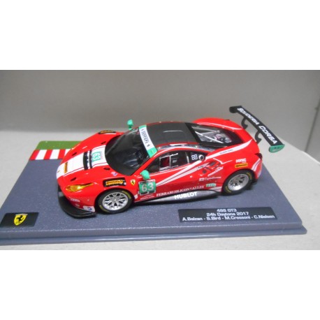 FERRARI 488 GT3 24 H DAYTONA 2017 n63 1:43 FERRARI RACING IXO