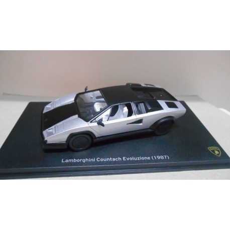 LAMBORGHINI COUNTACH EVOLUZIONE 1987 1:43 CENTAURIA IXO