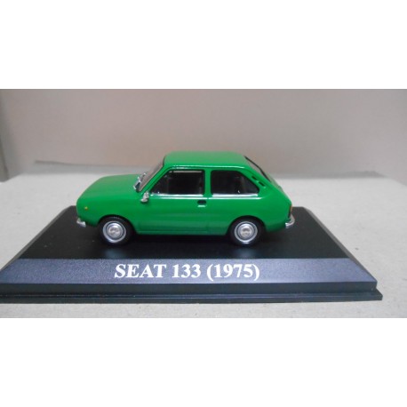 SEAT 133 VERDE 1975 1:43 ALTAYA IXO