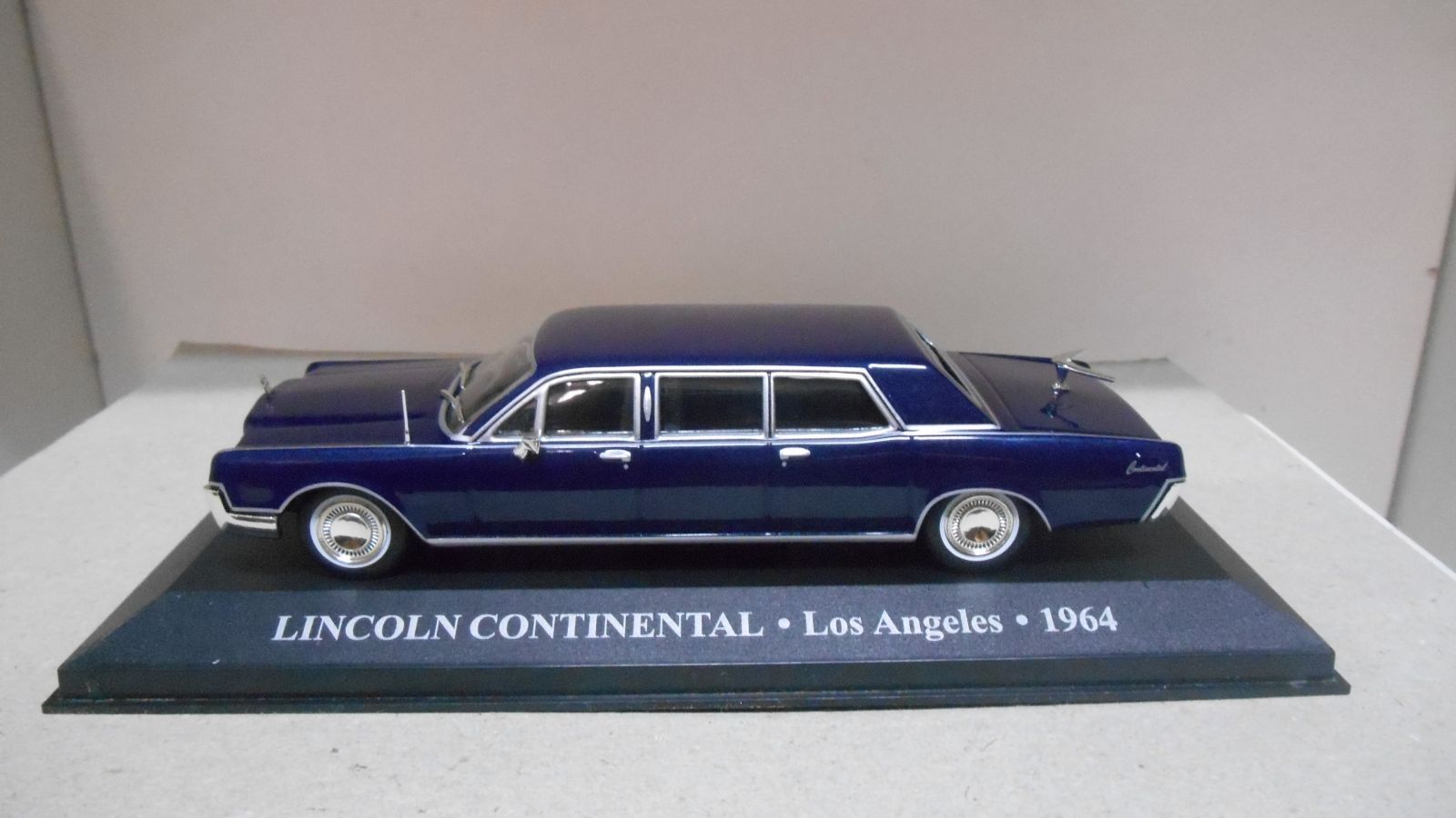 LINCOLN CONTINENTAL 1964 LIMOUSINE TAXI LOS ANGELES 1:43 ALTAYA