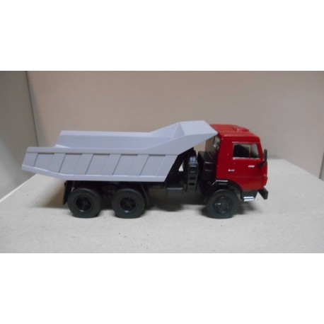 KAMAZ 5511 1976 CAMION/TRUCK 1:43 ALTAYA IXO