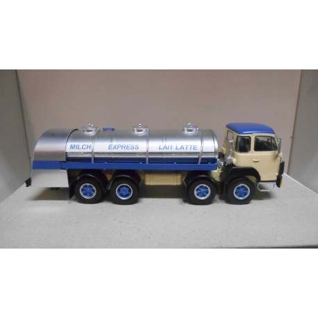 SAURER BERNA D330 MILK EXPRESS CAMION/TRUCK 1:43 ALTAYA IXO