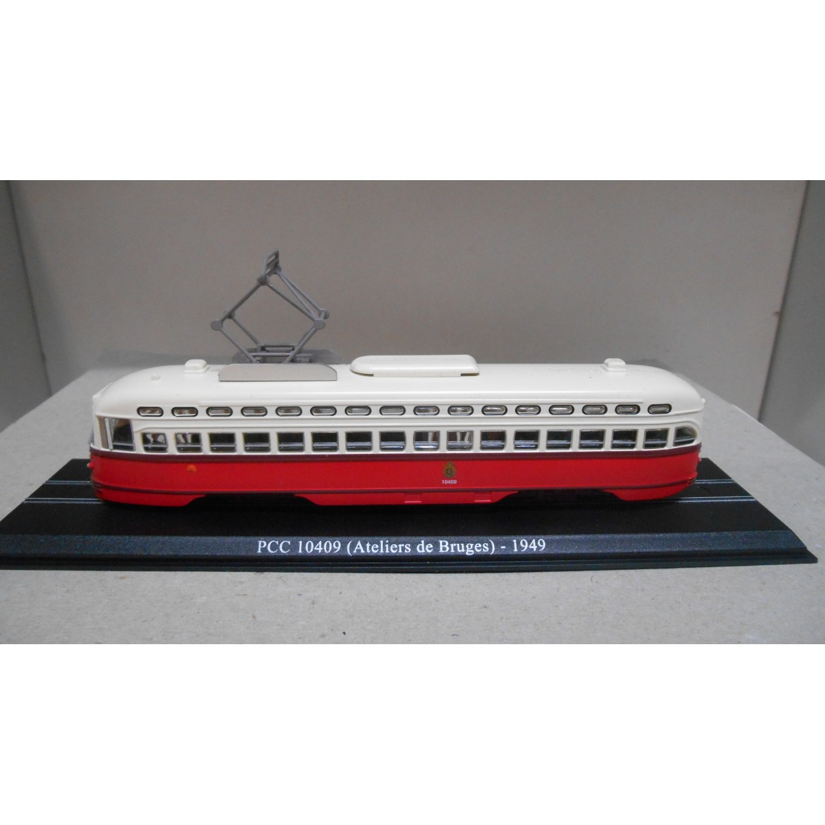 TRANVIA TRAMWAY PCC 10409 ATELIERS DE BRUGES 1949 187 H0 ATLAS IXO
