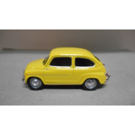 FIAT 600 D YELLOW (SEAT 600) 1955 1:43 DeAGOSTINI IXO