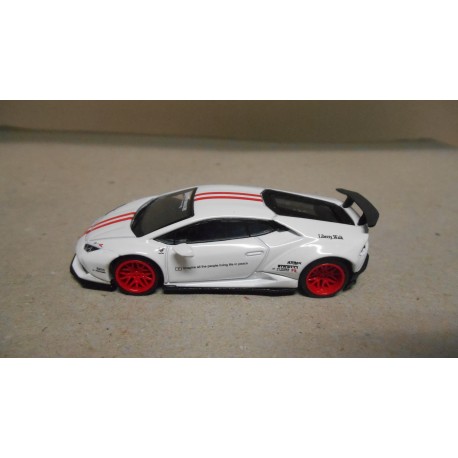 LAMBORGHINI HURACAN LB WORKS WHITE W/RED STRIPE 1:64 MINI GT