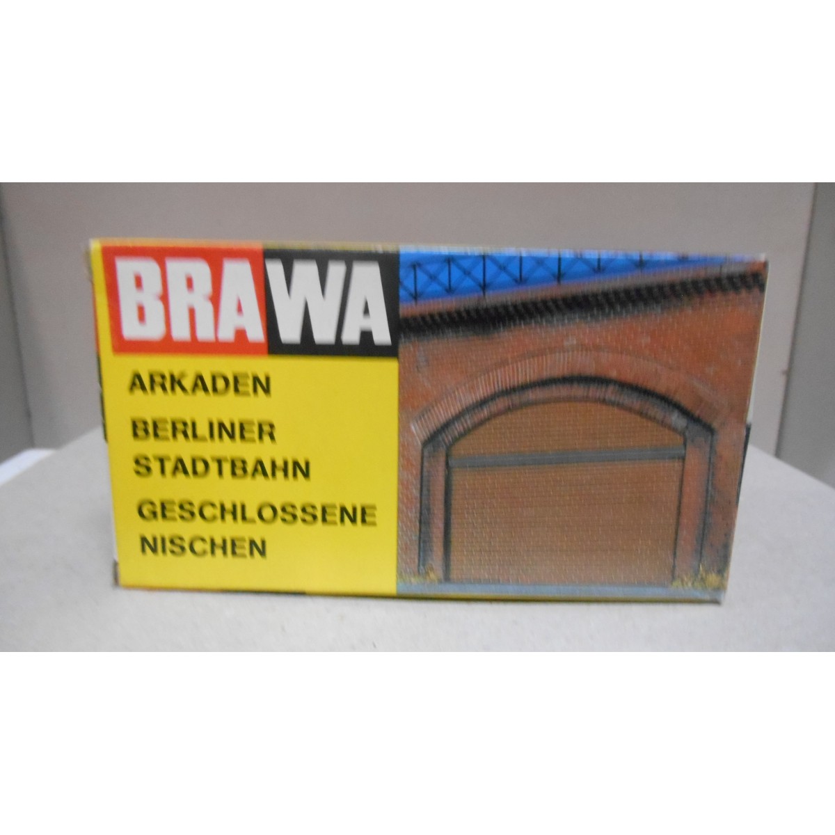 BRAWA 2882 BERLINER STADTBAHN MODELLSPIELWAREN 1:87 H0 - BCN STOCK CARS