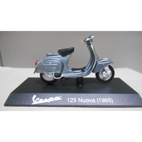 VESPA 125 NUOVA 1965 MOTO/BIKE 1:18 SALVAT MAISTO