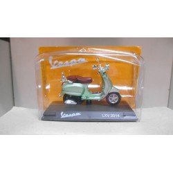 VESPA 2014 LXV GREEN MOTO/BIKE 1:18 SALVAT MAISTO