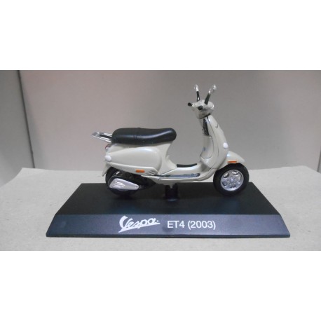 VESPA ET4 2003 MOTO/BIKE 1:18 SALVAT MAISTO