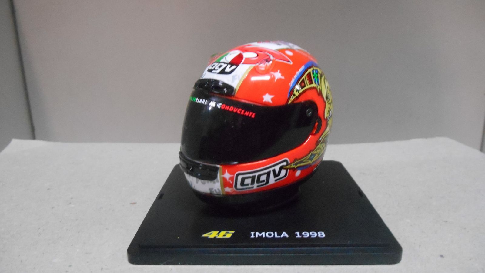 1/5 Altaya Lot de 3 Casques Valentino Rossi Saison 1998