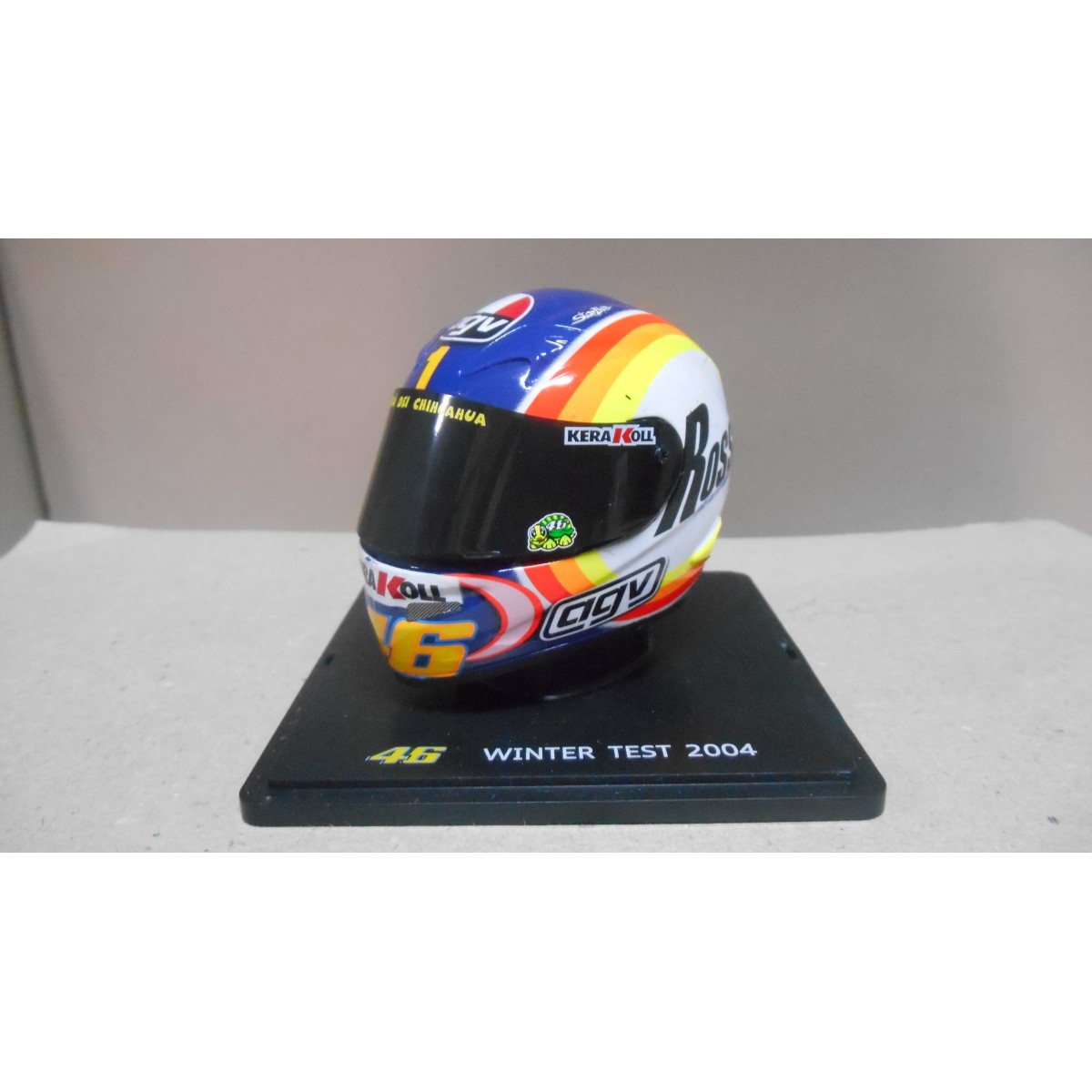 Casco MotoGP Scala 1/5 OPO 10 - Valentino Rossi Yamaha YZR-M1, Winter Test 2004, Modello CR034, Per Collezionisti