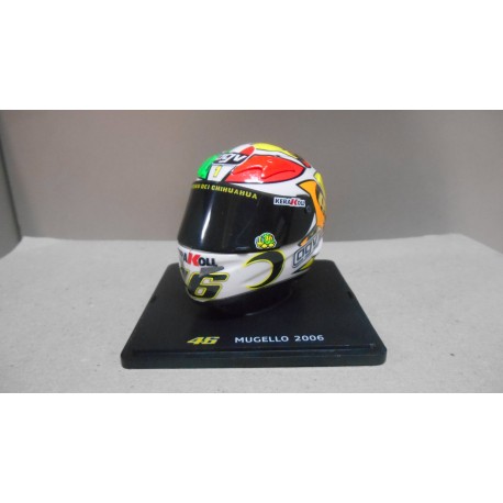 CASCO/HELMET VALENTINO ROSSI MUGELLO 2006 MOTO/BIKE 1:5 SPARK ALTAYA