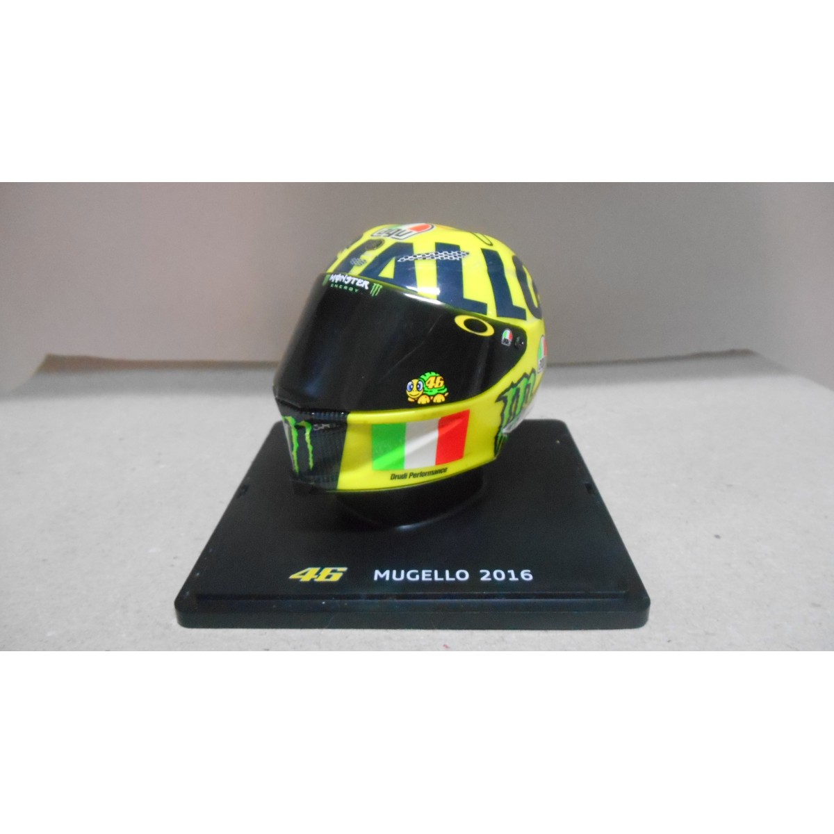 Moler Ilustrar Oxidado CASCO/HELMET VALENTINO ROSSI MUGELLO 2016 MOTO/BIKE 1:5 SPARK ALTAYA - BCN  STOCK CARS