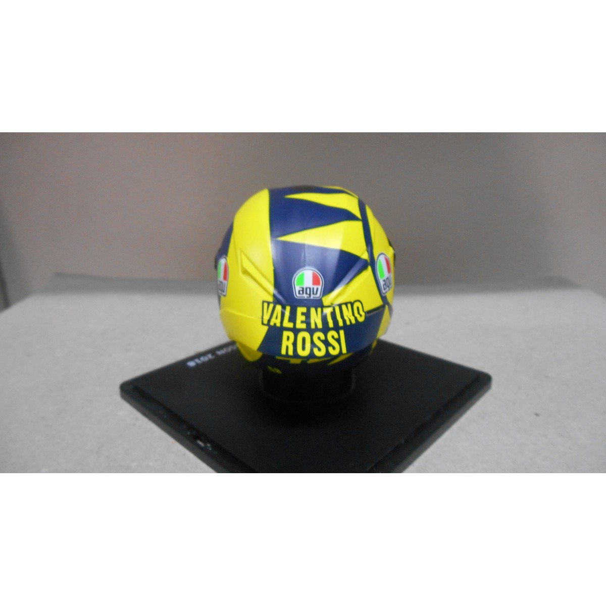 Lot De 4 Casques Altaya Valentino Rossi 1/5 - Saison 2004 - Occasion
