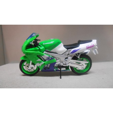 KAWASAKI NINJA ZX-9R MOTO/BIKE 1:18 MAISTO