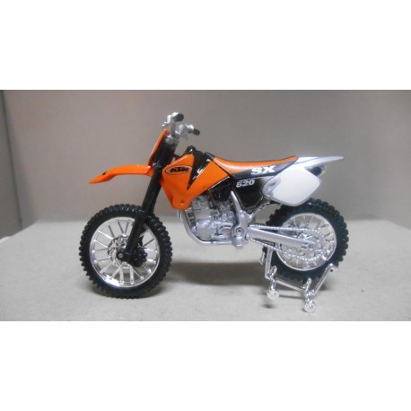 KTM 520 SX MOTO/BIKE 1:18 MAISTO