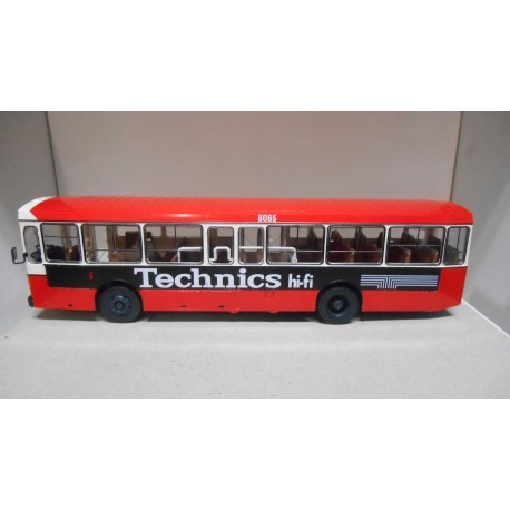 PEGASO 6038 TMB BARCELONA TECHNICS AUTOBUS REGALO 1:43 SALVAT IXO