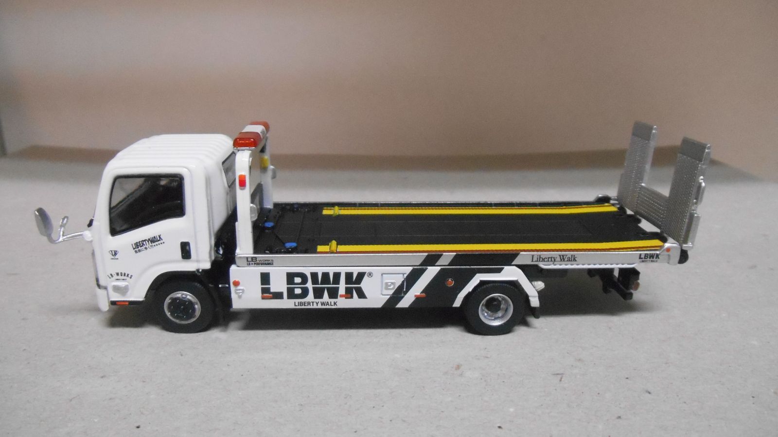 isuzu-n-series-
