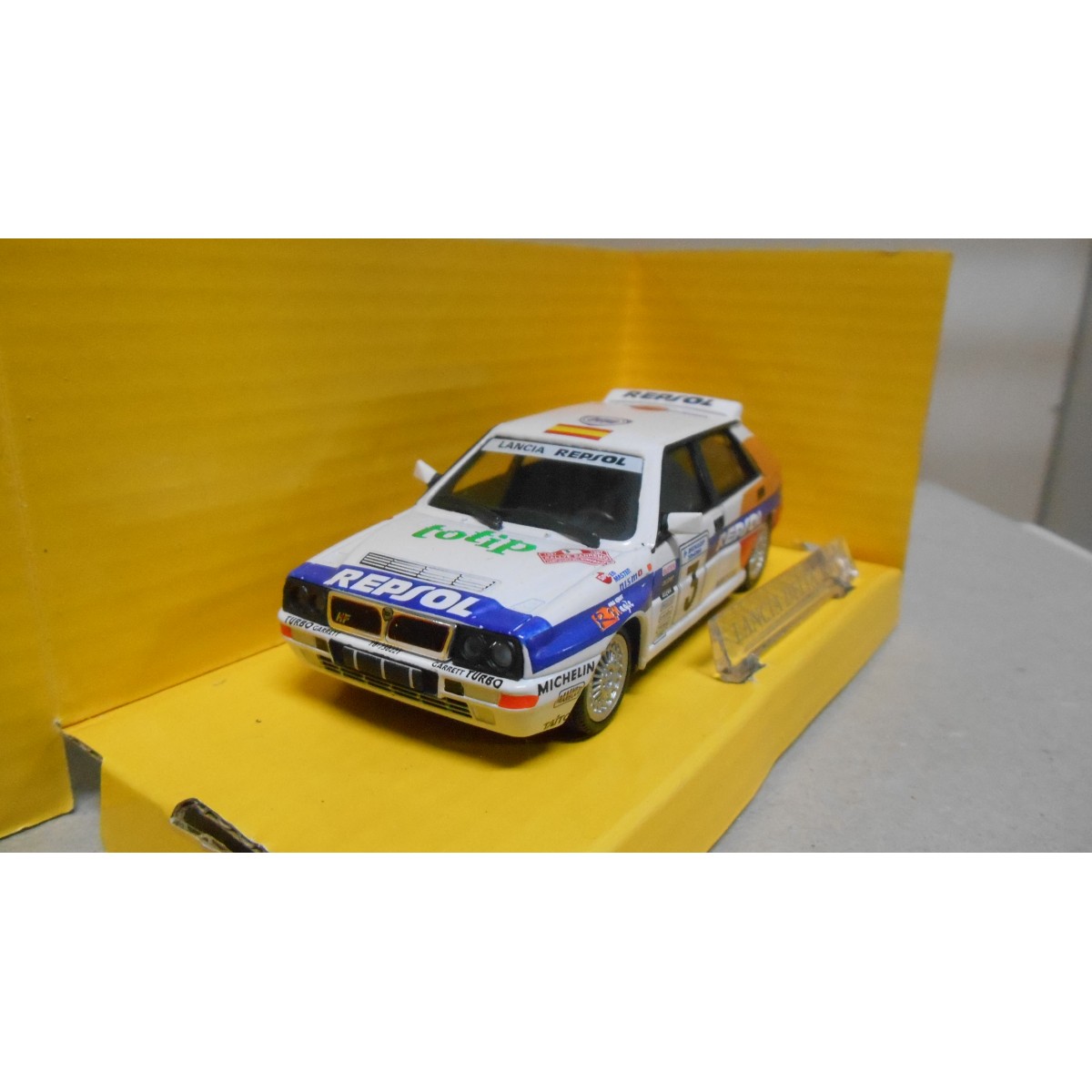 LANCIA DELTA HF WRC RALLY SANREMO 1987 (SAINZ?) 1:43 CARARAMA
