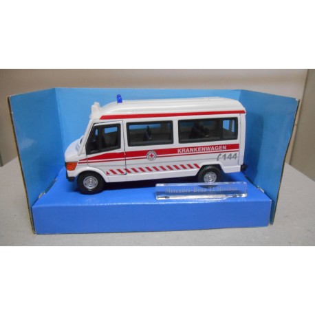 MERCEDES-BENZ T1 207/307 KRANKENWAGEN/AMBULANCE 1:43 CARARAMA