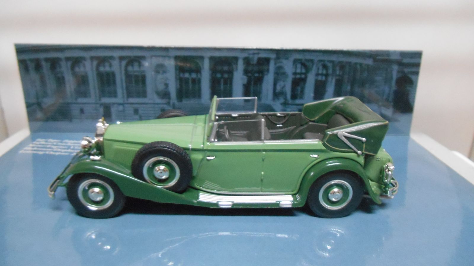 MAYBACH ZEPPELIN DS8 1932 GREEN 1:43 MINICHAMPS - BCN STOCK CARS