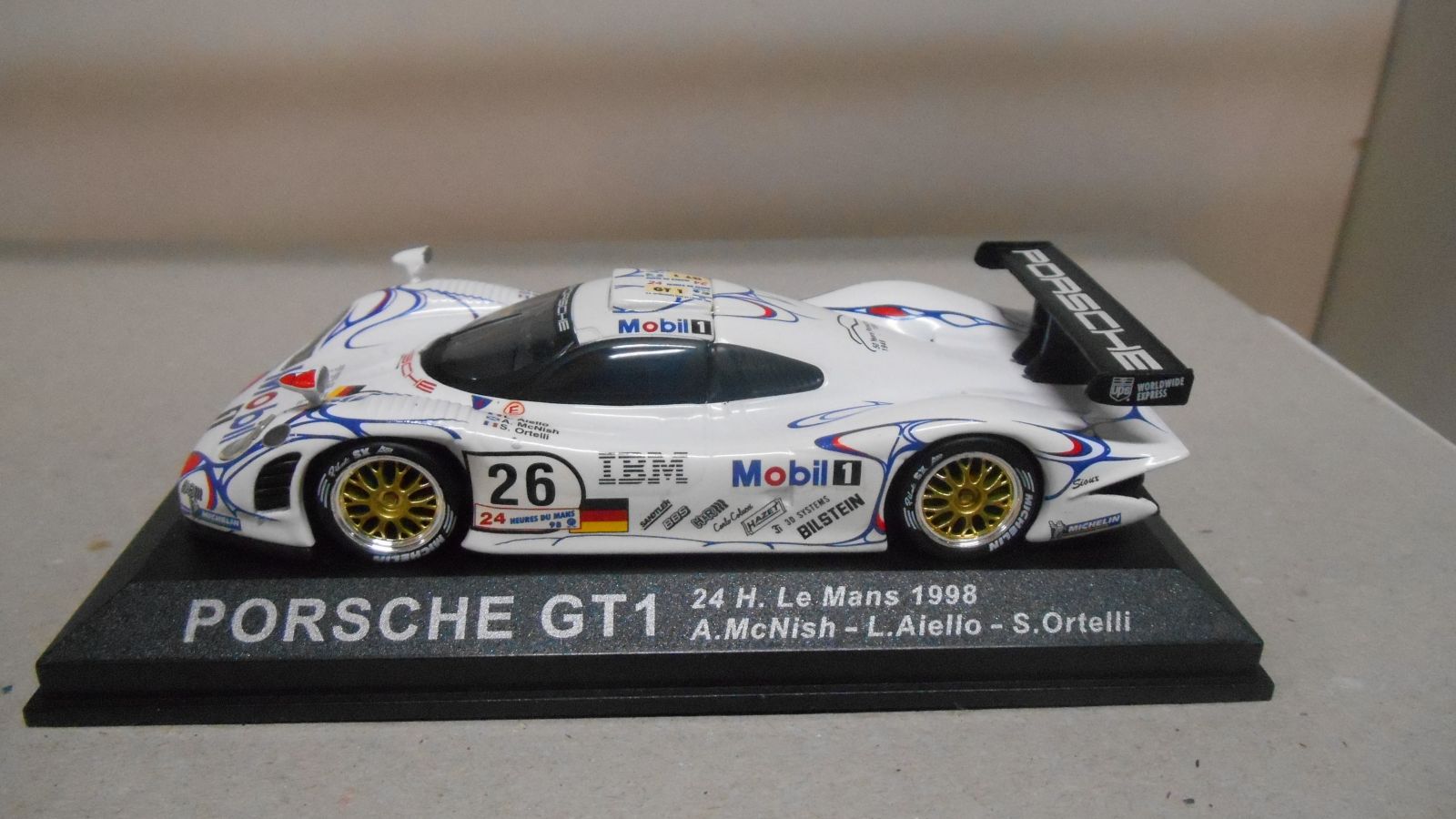 hpi 1/43 Porsche ポルシェ 911 GT1 ルマン 1998 PORSCHE 911 GT1 1998 WIN 24 H LE MANS MCNISH-AIELLO- ORTELLI 1:43