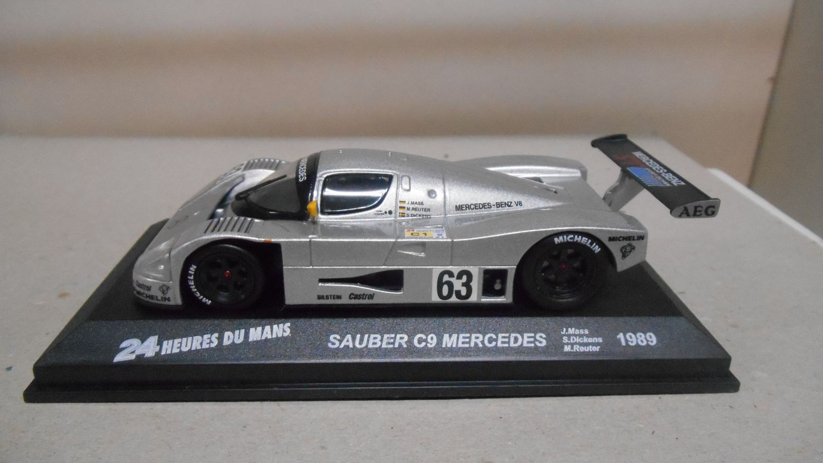 SAUBER C9 MERCEDES 1989 WIN 24 H LE MANS MASS/DICKENS/REUTER 1:43