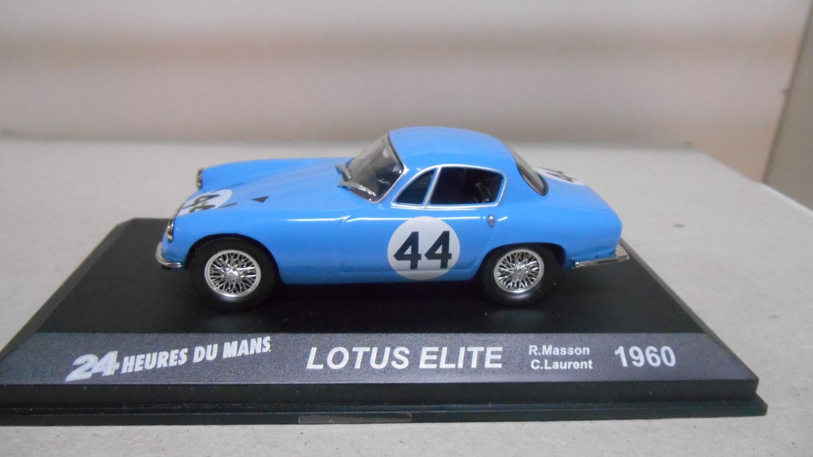 Modèle Réduit 1:43 Lotus Elite #39 Le Mans 1963 - IXO LMC120 - Neuf - Zamak