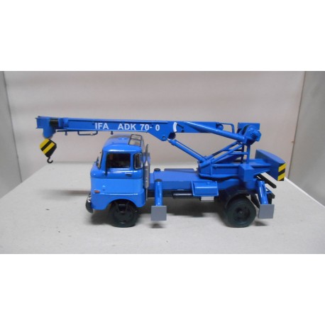 IFA W50 ADK 70-0 GRUA 1966 CAMION/TRUCK 1:43 ALTAYA IXO