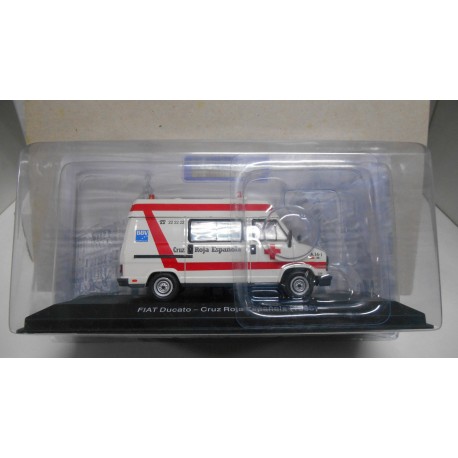 FIAT DUCATO AMBULANCIA CRUZ ROJA 1:43 SALVAT IXO (BLISTER ABIERTO)