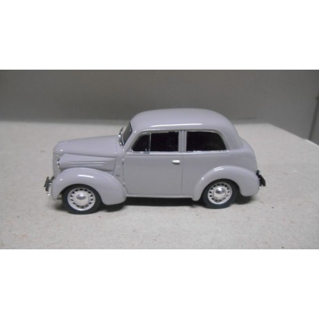 KIM-10-50 SEDAN 1940-41 GRIS 1:43 DeAGOSTINI IXO