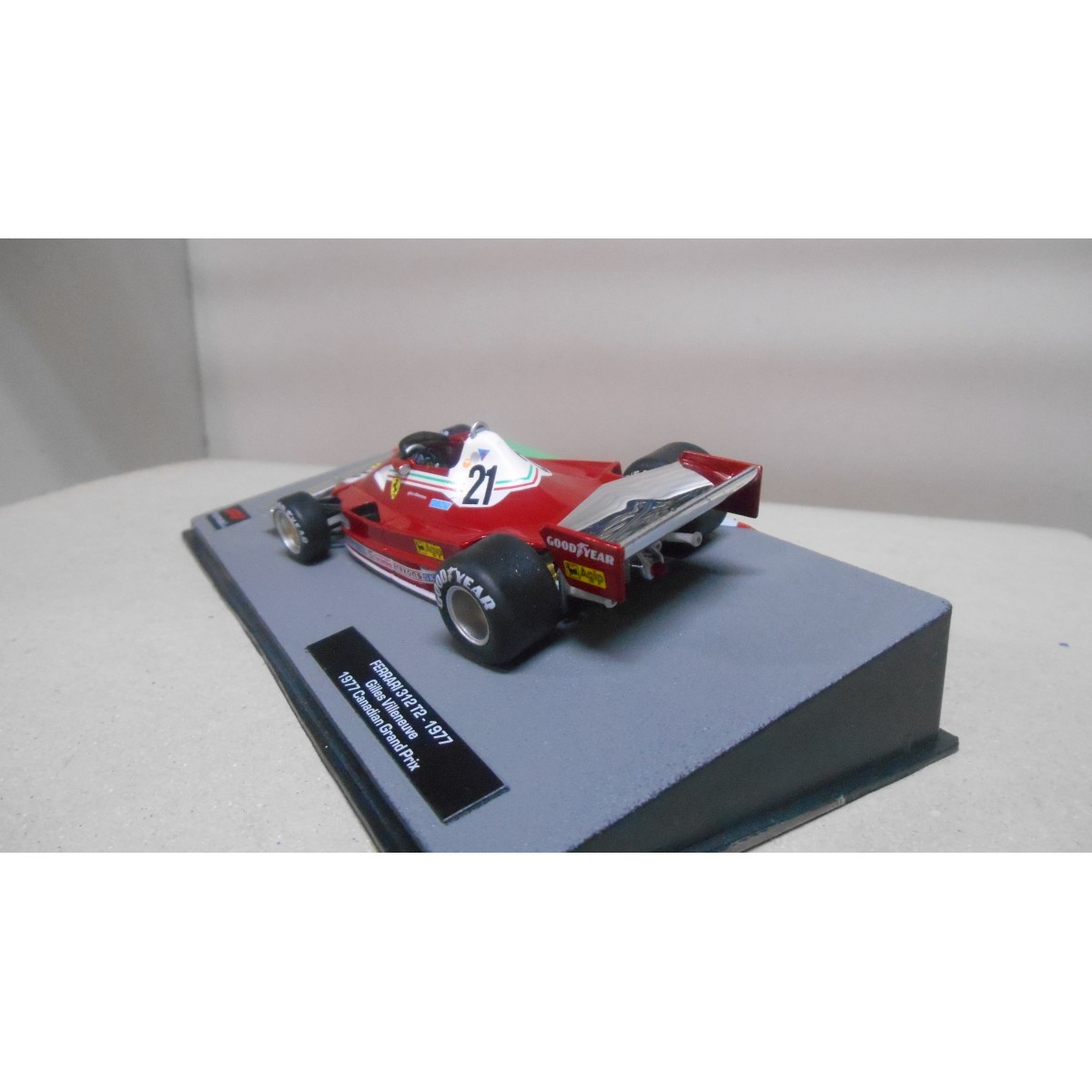 TABLEAU DE BORD DIVERS La CONSOLE centrale Mercedes-Benz A1636830154 TABLEAU DE BORD DIVERS La CONSOLE centrale Mercedes-Benz A1636830154