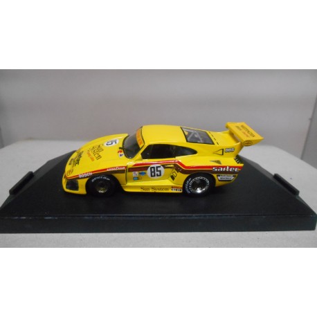 PORSCHE 935 K3 KREMER HERTZ n85 24 H LE MANS 1980 1:43 QUARTZO