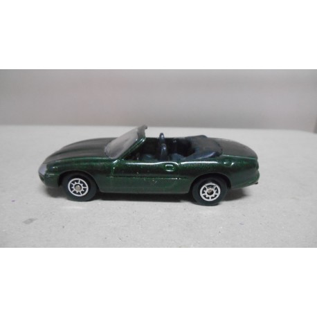 JAGUAR XK8  CABRIOLET GREEN 1:64 APX MAISTO USADO/NO BOX