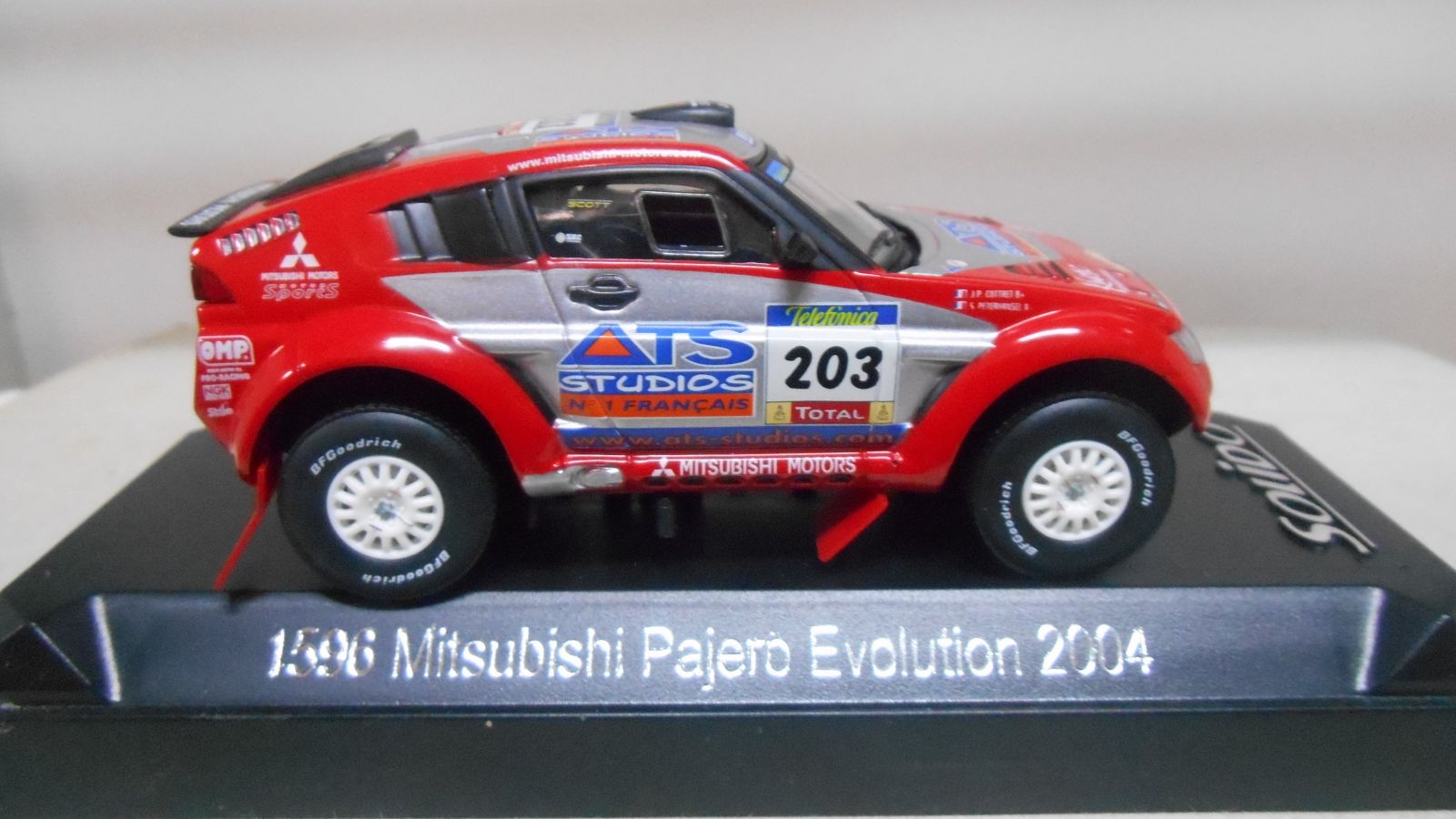 MITSUBISHI Pajero Evolution n°203 Paris Dakar 2004 NOREV 1/43