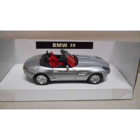 BMW E52 Z8 SILVER 1:43 NEW RAY