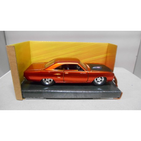 PLYMOUTH ROAD RUNNER DOM´S FAST & FURIOUS 1:32 APX JADA